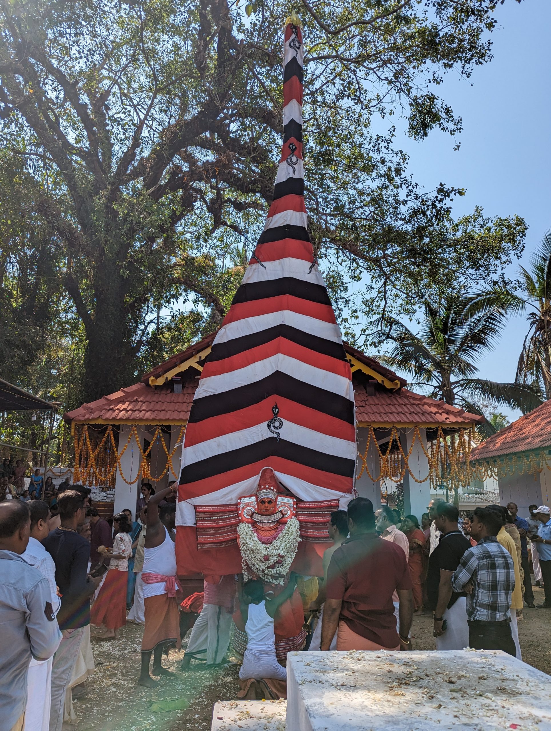 Valiya Thamburatti